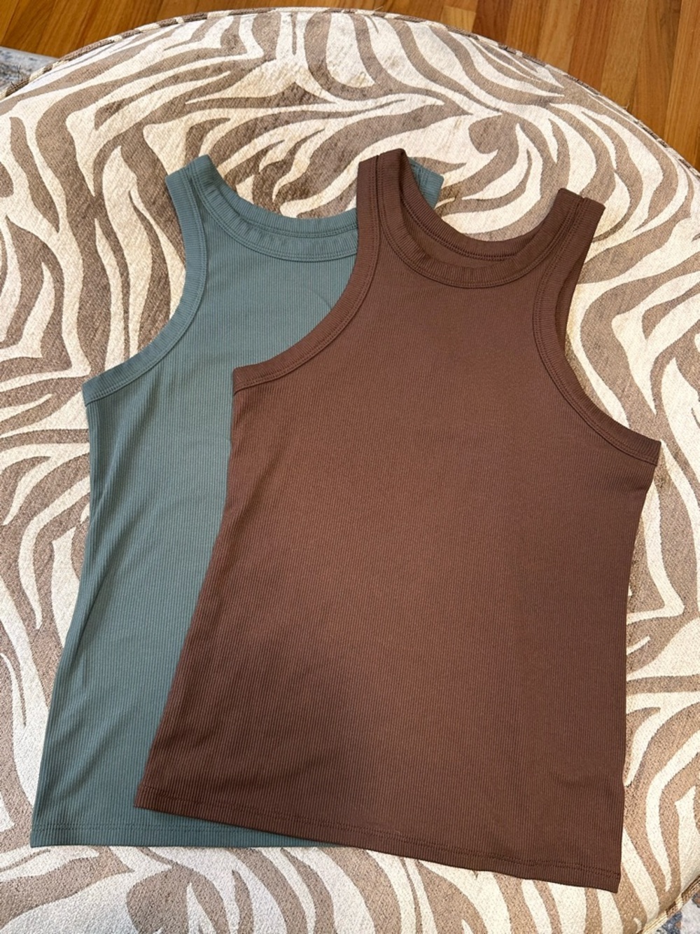 2-Pack No Boundaries Women’s Ribbed Tank Tops - Brown & Sage